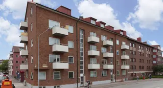 Fredriksdalsplatsen 1, Lilla Möllevångsgatan 2