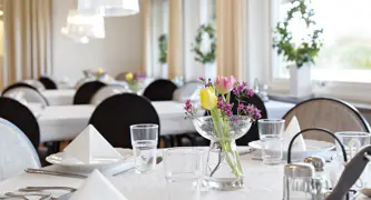 8050378 7 328 17 Photo Print