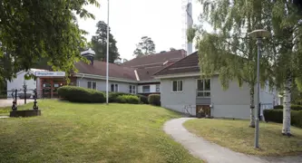 Skogsgården, Vretalundsvägen 10