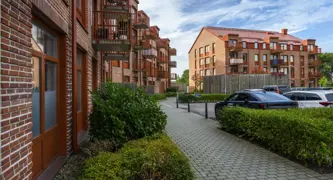 Ostrontorget 2-6, Fyllingevägen 81